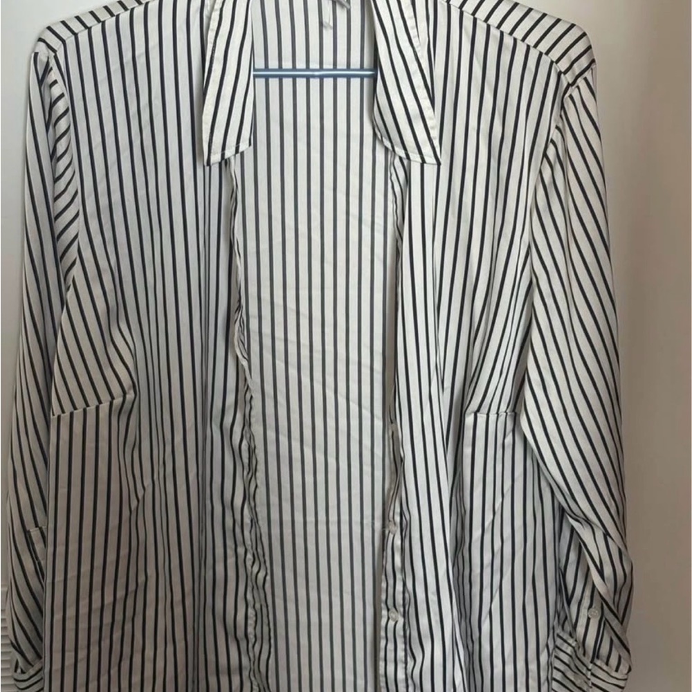H&M Striped Black and White Women's Blouse